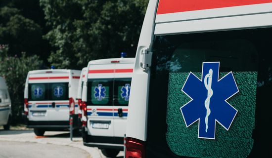 靖宇救护车转运病人过路高速收费吗?